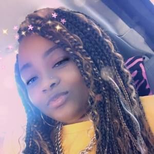 Meet your Posher, Jasmine